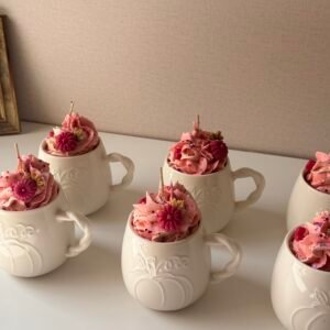 Pink pumpkins candle